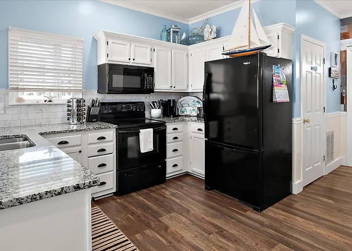2 Bedroom With Phenomenal Bay View! *