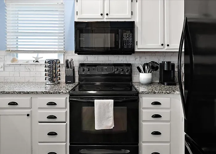 2 Bedroom With Phenomenal Bay View! * Ocean City
