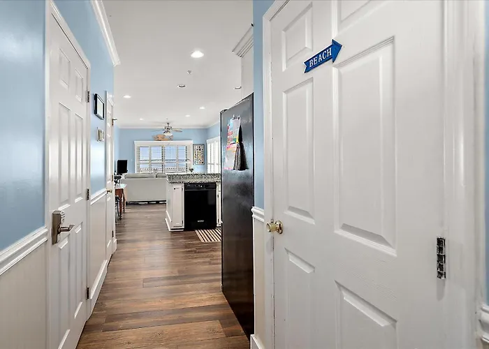 Holiday home 2 Bedroom With Phenomenal Bay View!